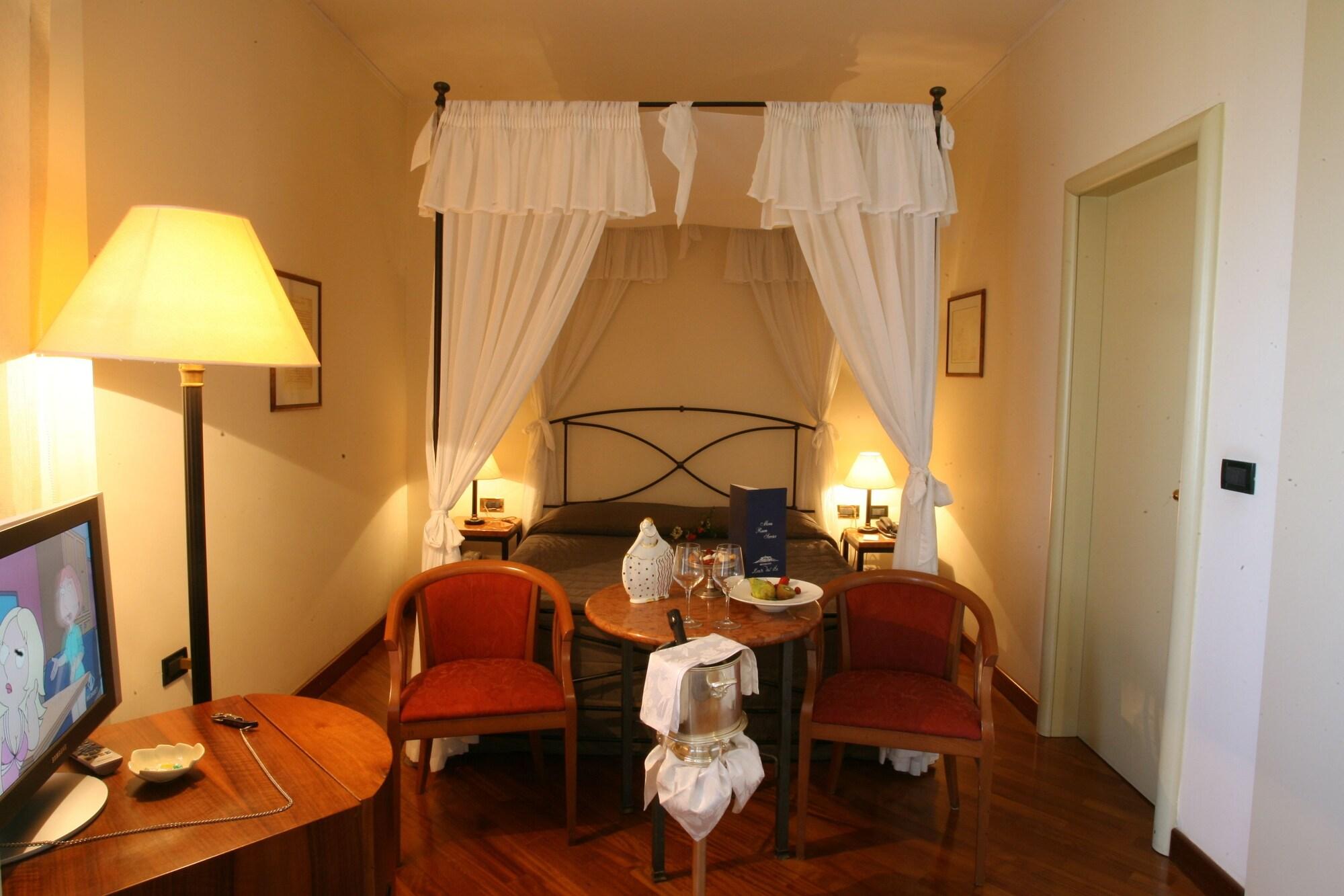 Monte Del Re Hotel Dozza Exterior foto